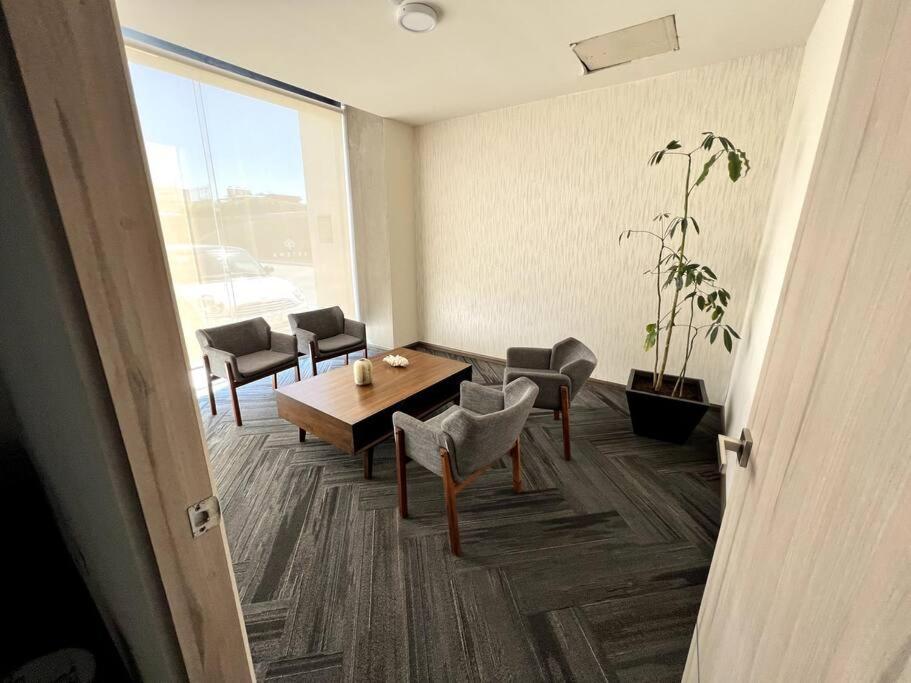 Luxury 3Br Apartment W Pool, Spa & Stunning Views Puebla de Zaragoza Esterno foto